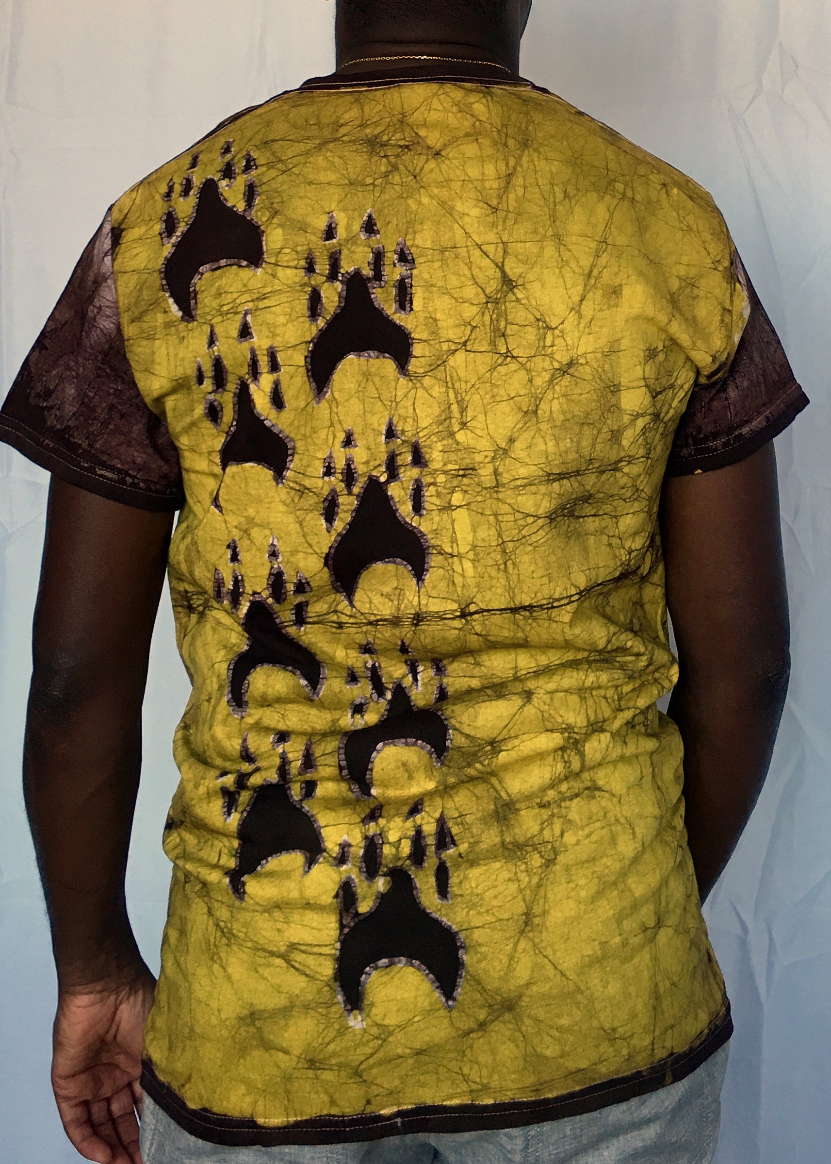 Footprints Migrating Short Sleeves Batik T-shirt -Contemporary and Colorful Ensemble-African apparel and accessories