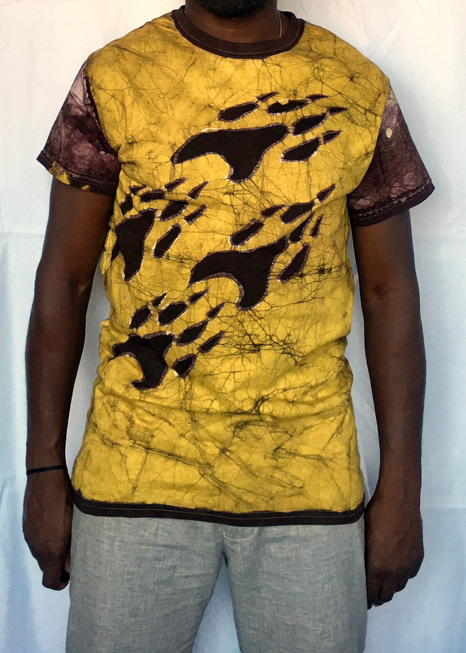 Footprints Migrating Short Sleeves Batik T-shirt -Contemporary and Colorful Ensemble-African apparel and accessories